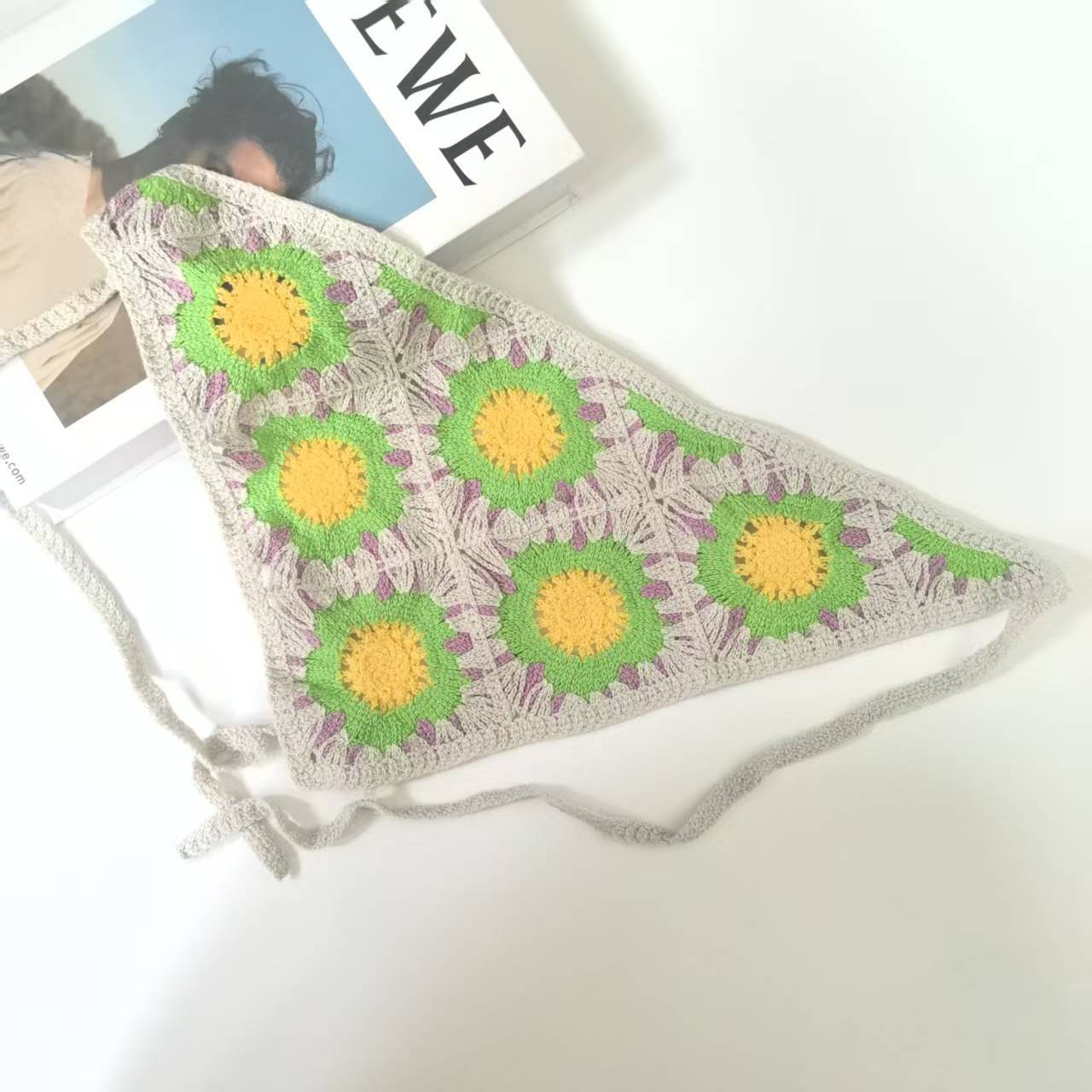 Francia cereza toallas triangulares mujeres primavera y otoño viajes padres-hijos gancho de punto flores hueco pañuelo de arte correa de pelo gorro