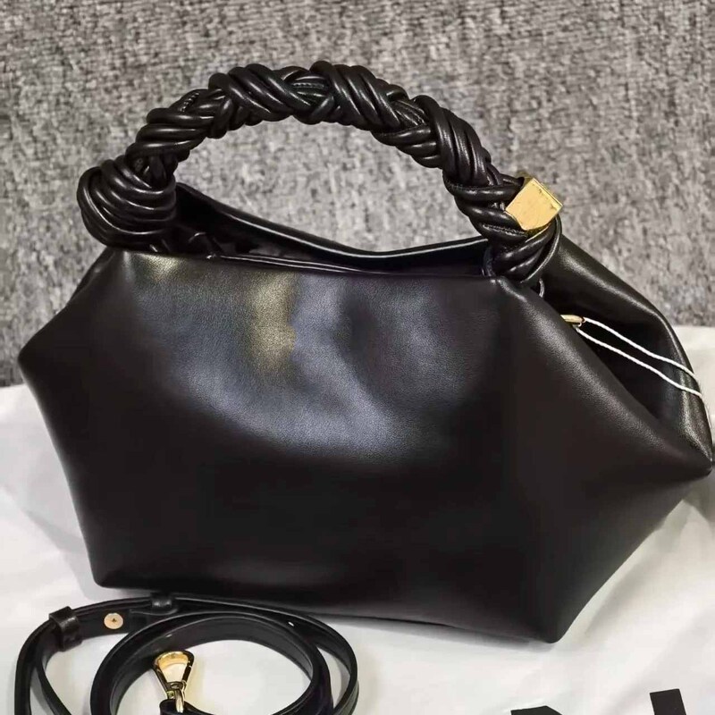 Cowhide Casual Women's Bag, Shoulder Crossbody Bag, Fashionable, Elegant and Simple Women's Handbag, Multi-Compartment Shell Bag Cowhide Casual Women's Bag, Shoulder Crossbody Bag, Fashionable, Elegant and Simple Women's Handbag, Multi-Compartment Shell Bag