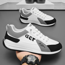 品质男鞋皮面抖音爆款阿甘鞋保暖棉鞋飞行员一脚蹬网面老爹驾车鞋