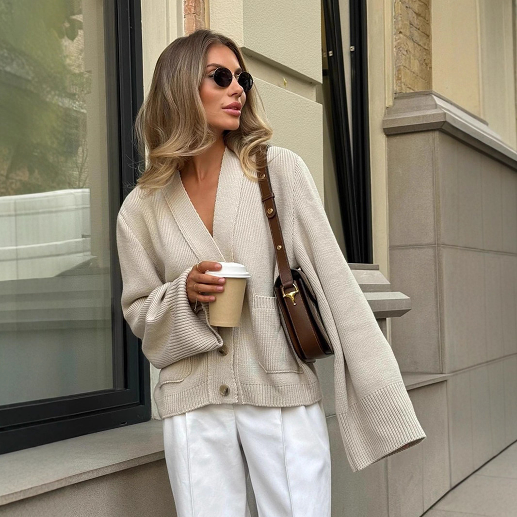 Cardigan de punto suéter suelto transfronterizo Europa y los Estados Unidos otoño / invierno 2025 Cardigan de punto de cuello V suéter suelto de viento flojo mujeres