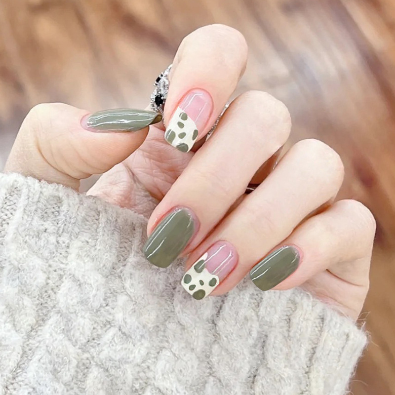 Use parche de uñas pegatina de uñas de dibujos animados corto parche de uñas falso desmontable terminado rubor parche de uñas