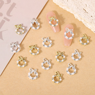 Europe and the United States new Christmas wreath nail flash diamond bow pearl creative alloy diamond nail jewelry wholesale
