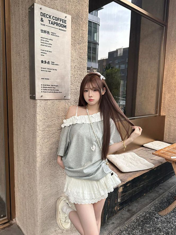 2025新款灰色花边斜肩短袖t恤女夏季设计感显瘦气质一字肩上衣潮|undefined