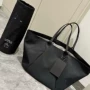 健身单肩大容量手提托特包
