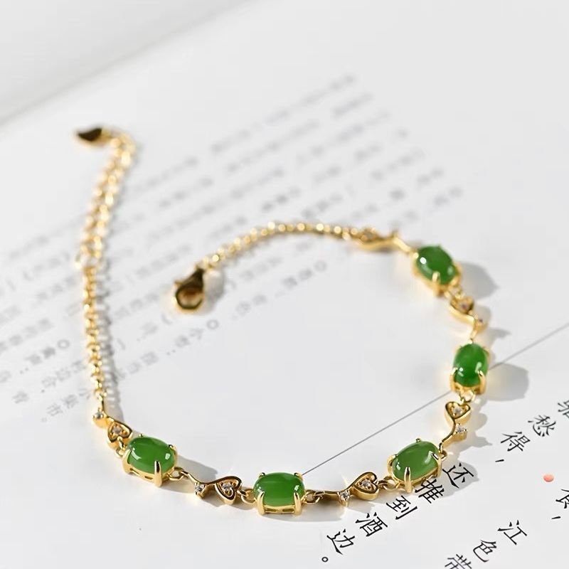 New women's copper gold-plated heart-shaped bracelet inlaid imitation natural Hetian Jasper Diamond-embedded heart-shaped fashion light luxury style