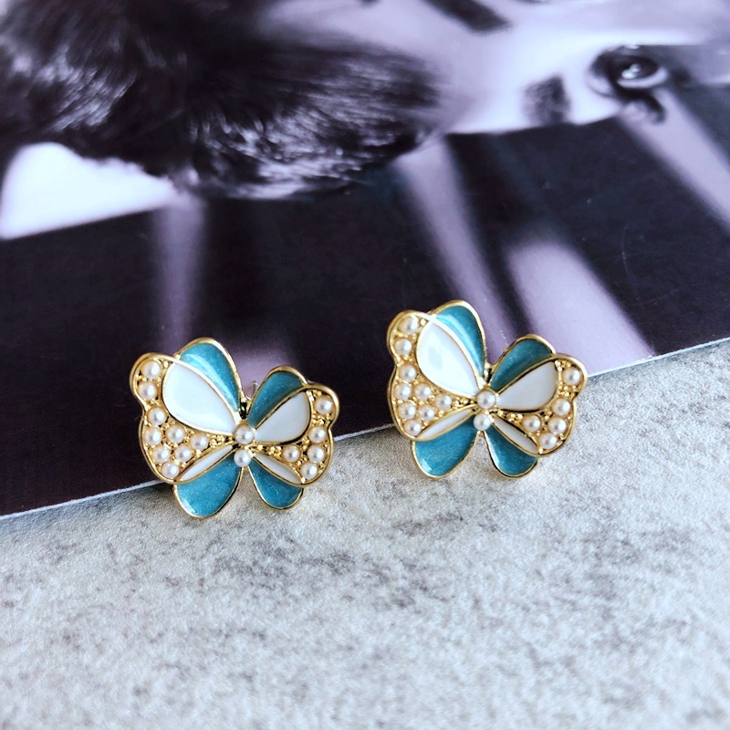 Wholesale Jewelry Enamel Glaze Pearl Resin Geometric Floral Stud Earrings Nihaojewelry display picture 14