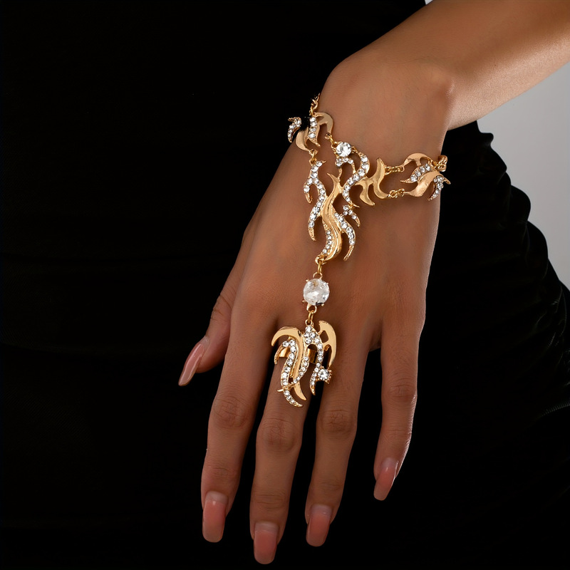 European and American Fashion Design Bohemian Style Niche Hand Back Chain Connected to Fingers Versatile Women's Hand Jewelry 372