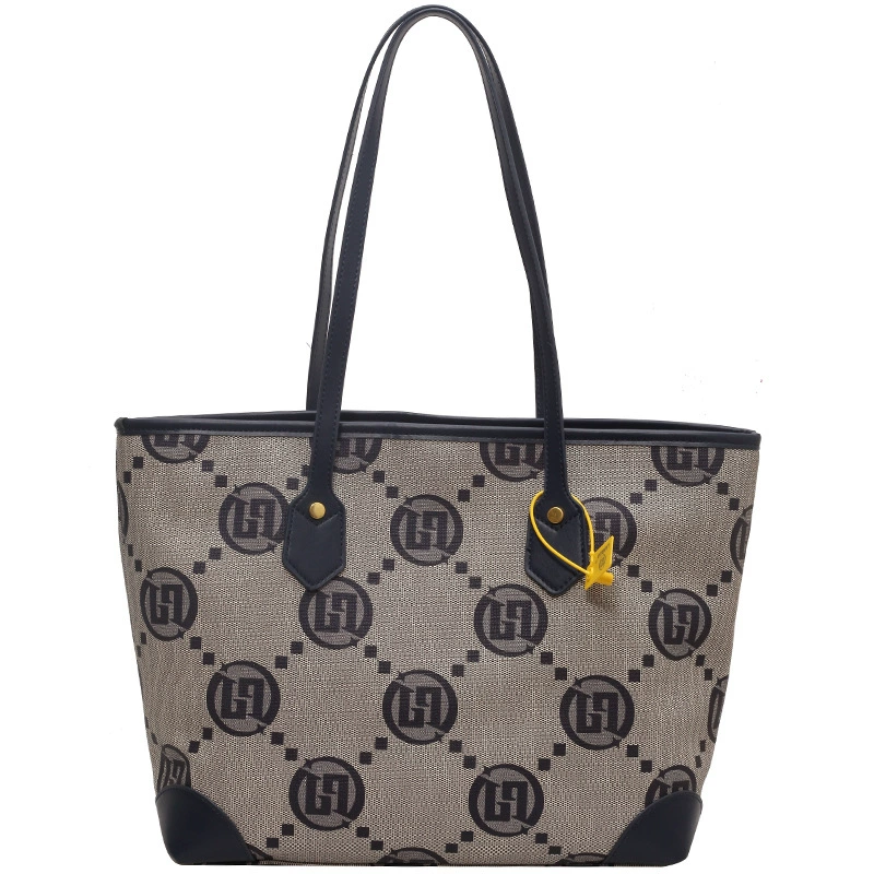 Capacious one-shoulder bag, 2023 collection, western style, for students