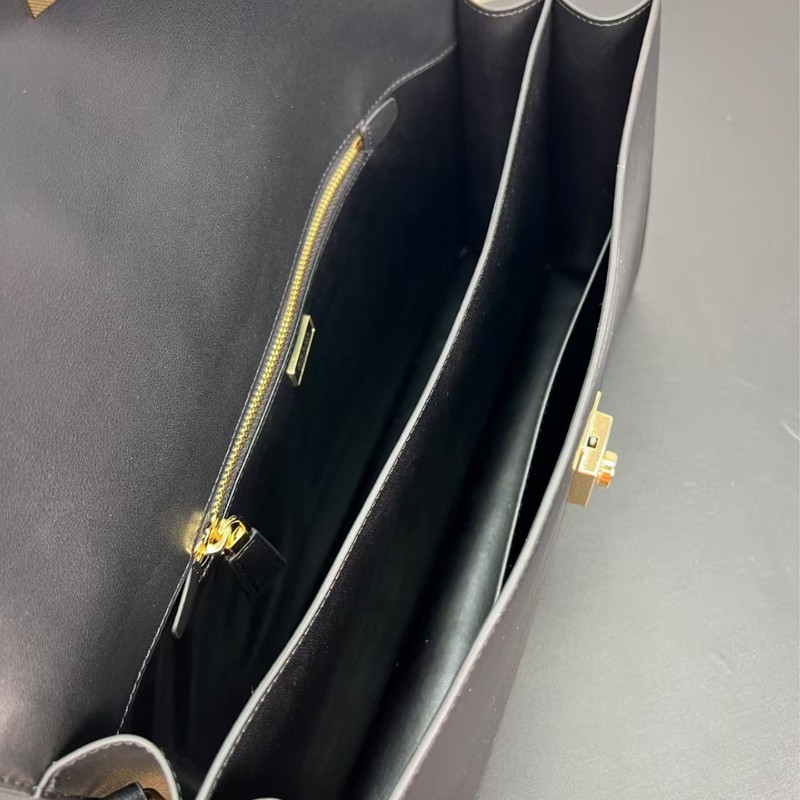 P家复古翻盖风琴包高级感腋下机车包牛皮单肩斜挎包时尚2025轻奢|undefined