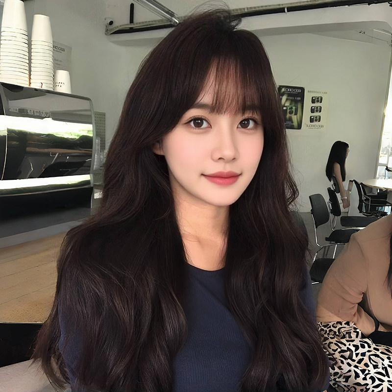Long curly wig for women, Korean style, large waves, everyday lolita style, with bangs, realistic, voluminous, and natural-looking, full head cover