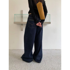 誉一新款2025秋季美式个性铆钉口袋牛仔裤女宽松做旧阔腿裤c7897