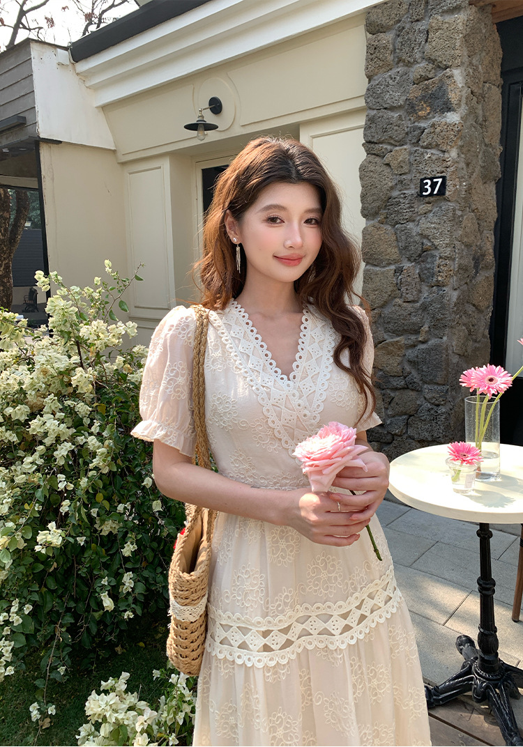Đầm maxi nữ tay bồng ren hoa V cut-out phong cách Pháp cung đình — xanh lam, màu hồng, màu mơ chi tiết 16