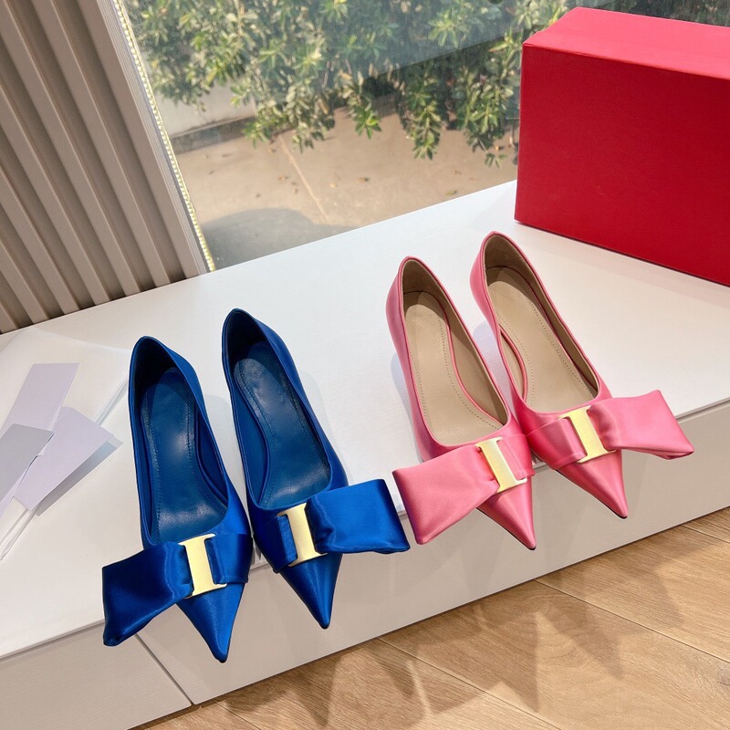 Catwalk Style Pointed-Toe High Heels with Metal Logo and Bow, Silk Satin Women's Shoes, Slip-On Pumps with Thin High Heels
