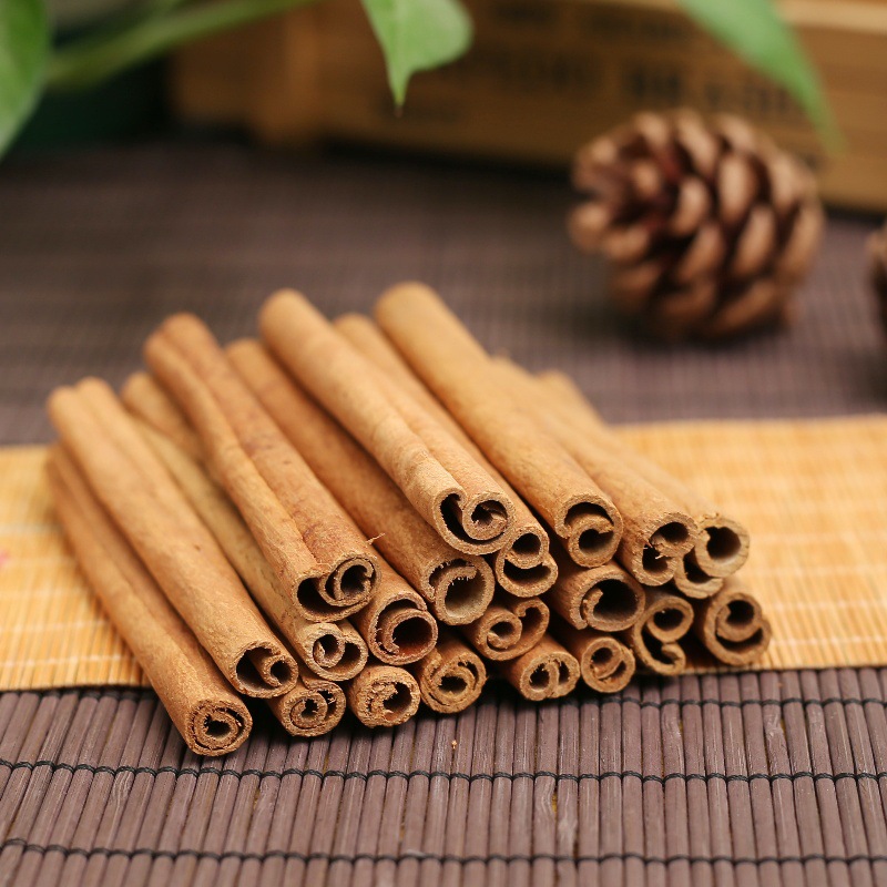 Wholesale supply from the origin place: Guangxi Cinnamon, Cassia bark, Cinnamon stick, Cassia twig, Aromatic spices, Craft essential oils, Incense accessories