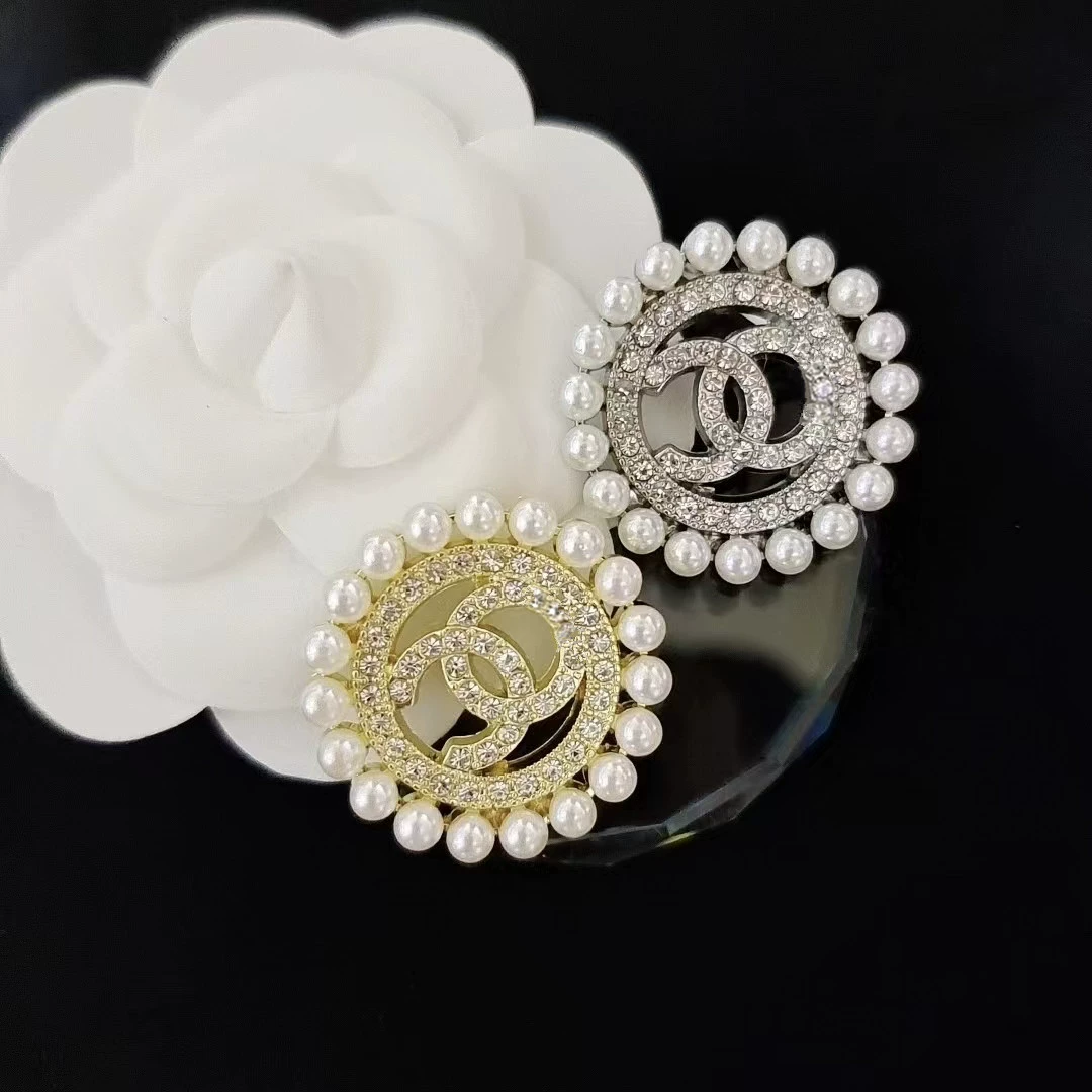 Маленькая брошь с буквами, булавка из жемчуга, стиль Chanel
