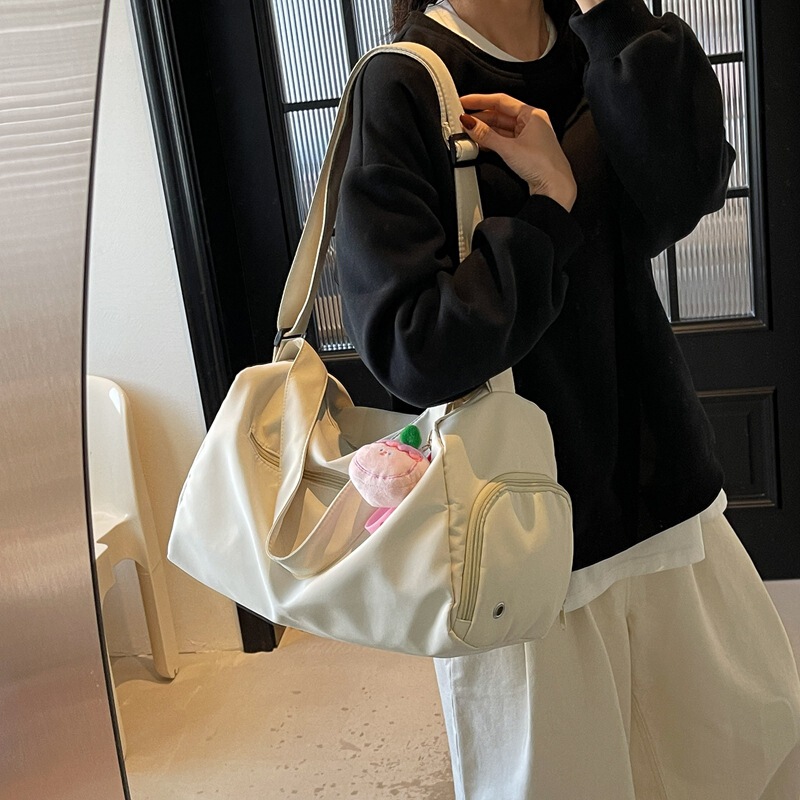 Sports Yoga Fitness Bag New College Student Shoulder Bag Cute Pendant Crossbody Bag Internet Celebrity Travel Bag Sports Yoga Fitness Bag New College Student Shoulder Bag Cute Pendant Crossbody Bag Internet Celebrity Travel Bag