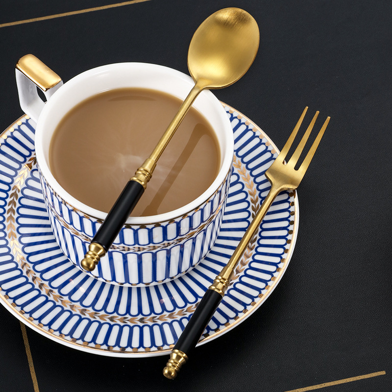 Retro 304 de acero inoxidable vajilla cuchara mate Tenedor engrosada mango redondo de oro postre tenedor cuchara de mezcla de café cuchara