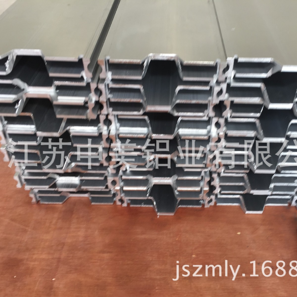 铝材锯切小段 打孔 攻丝   铝型材深加工   按图按需加工