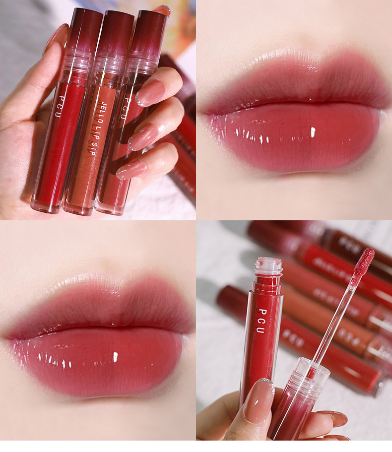 PCU Inner Drama Mirror Water Gloss Lip Gloss forms a long-lasting film without fading, providing a moist feel. It's a popular lip gloss undefined