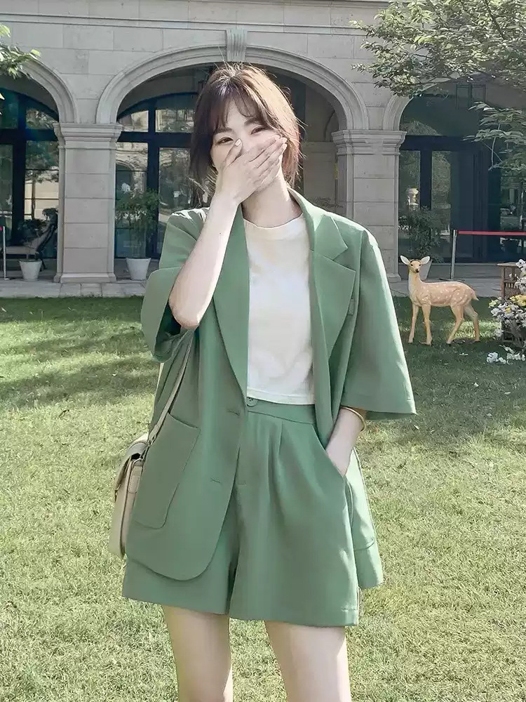 Suit