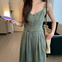 乌77复古做旧蓝色V领牛仔吊带裙女气质修身显瘦a字长款高腰连衣裙