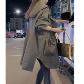 2025秋季新款宽松百搭休闲连帽风衣女大码时尚显瘦中长款工装外套
