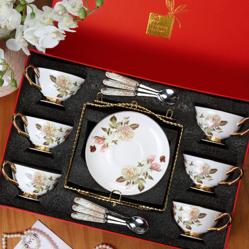 De estilo europeo de alta gama exquisito hueso China taza de café y platillo traje británico tarde juego de té caja de regalo