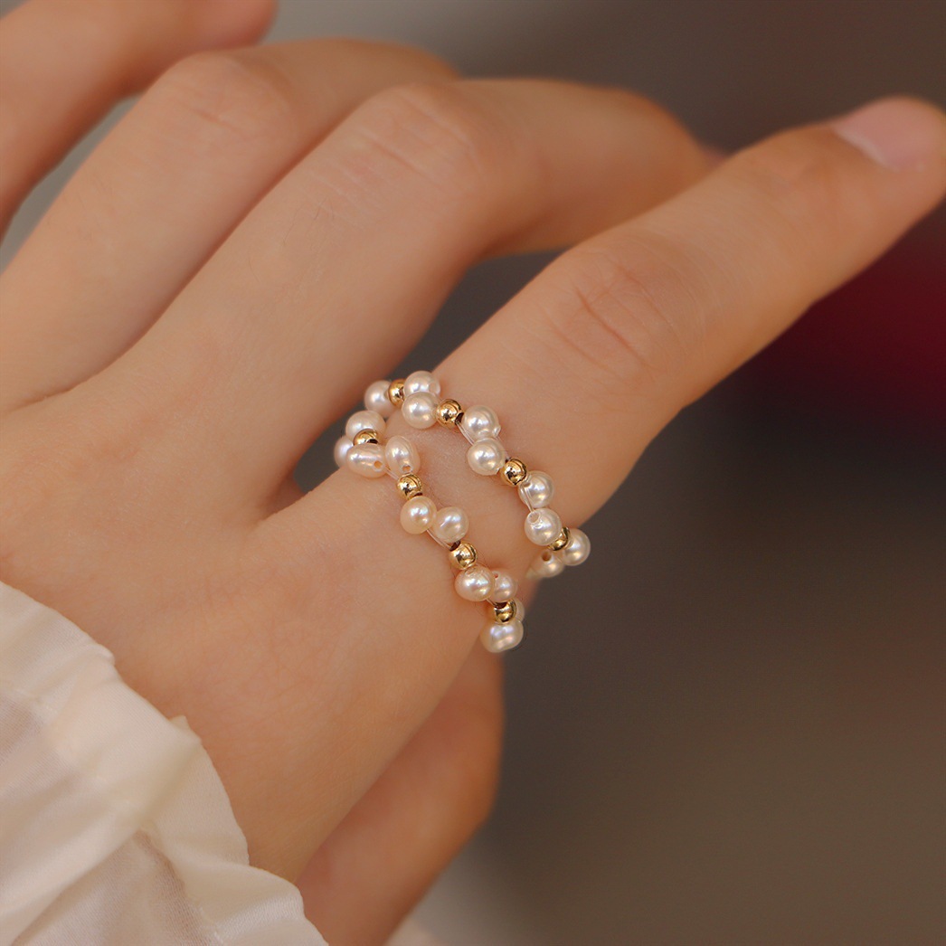 Woven sophisticated design elegant fashionable fresh ring pearl