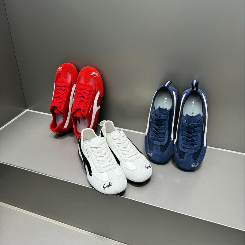 本革レッド道徳トレーニングシューズ女性のための 2025 新しいレトロ香港スタイル厚底滑り止め通気性カジュアルスポーツファッションシューズ|undefined