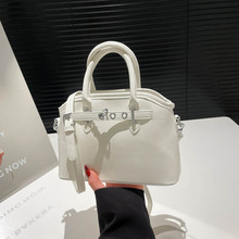 �羳�߼��е����ŷ�����ݸ�������ͨ�ڰ��ʸаٴ�б�����Ůbags
