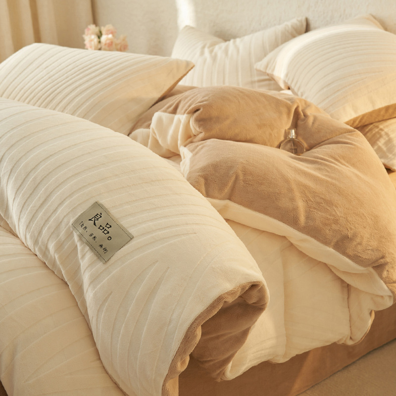 Cuatro piezas con curvas anchas - leche blanca