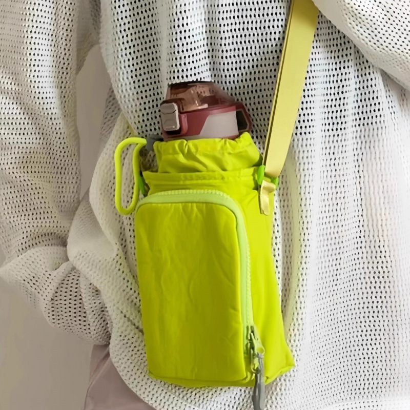 2025 New Outdoor Travel Water Bottle Bag with Mobile Phone Bag Cross-Body Bag for Men and Women Casual Sports Satchel Drawstring Small Bag