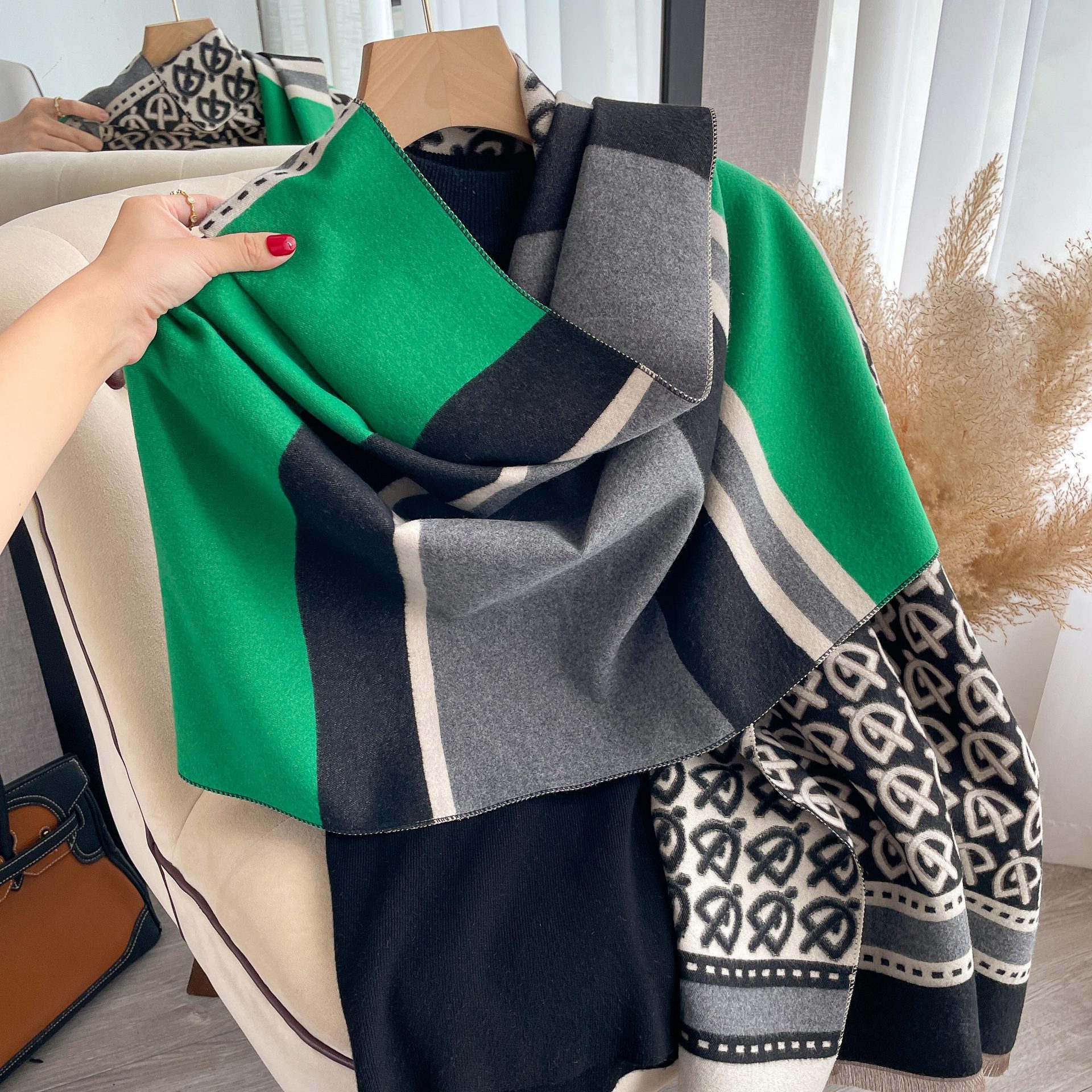 Dames sjaal met hanenpootpatroon van imitatie kasjmier_voghion.com