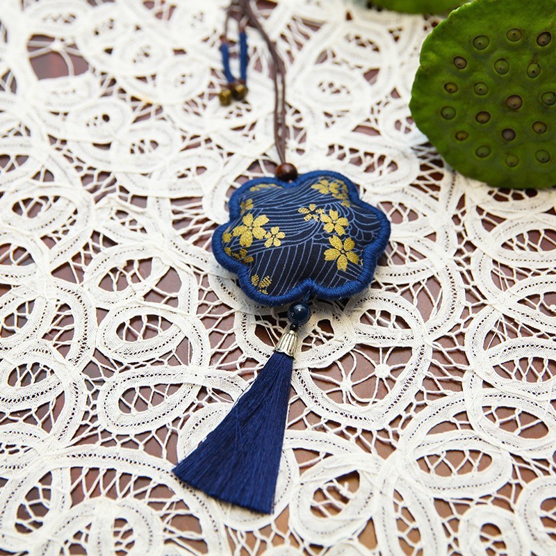 Bordado DIY artesanal creativo bolsas de jazmín colgante bolsas de estilo antiguo bordado Lu para regalo de novia bolsas de mariposa