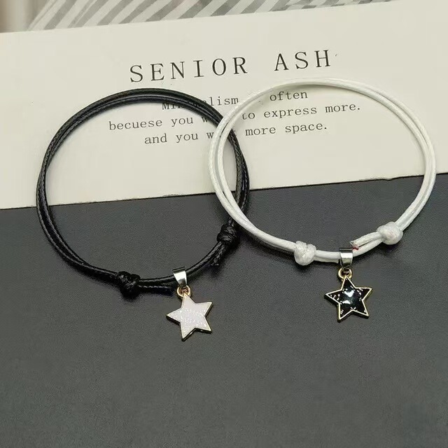 1 Pair Black and White Five-pointed Star Bracelet Adjustable South Korea Wax Rope Couple Bracelet Valentine's Day Gift 1 Pair Black and White Five-pointed Star Bracelet Adjustable South Korea Wax Rope Couple Bracelet Valentine's Day Gift