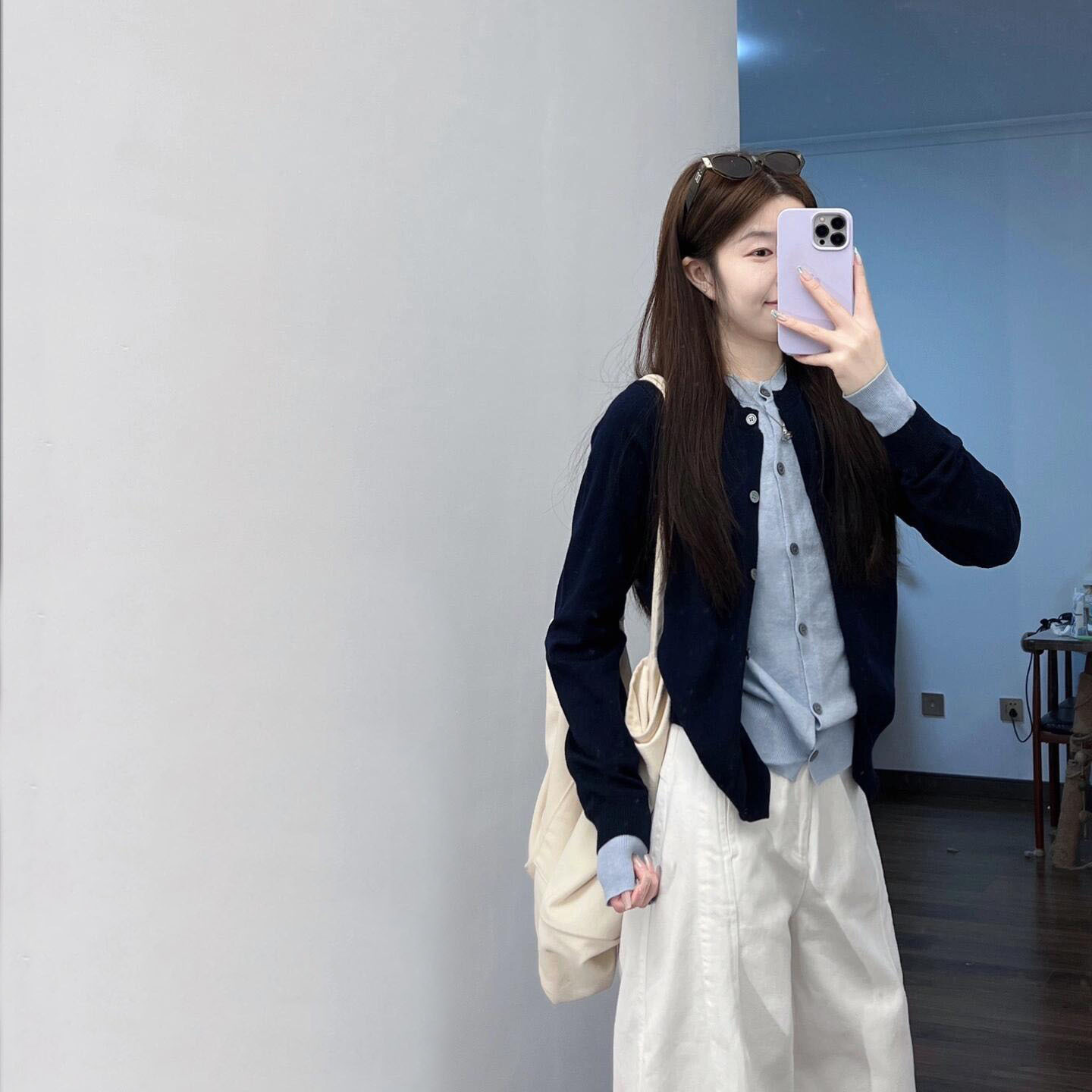 여성 배색 페이크 레이어드 니트 가디건 긴팔 라운드넥 출근룩 가을 겨울