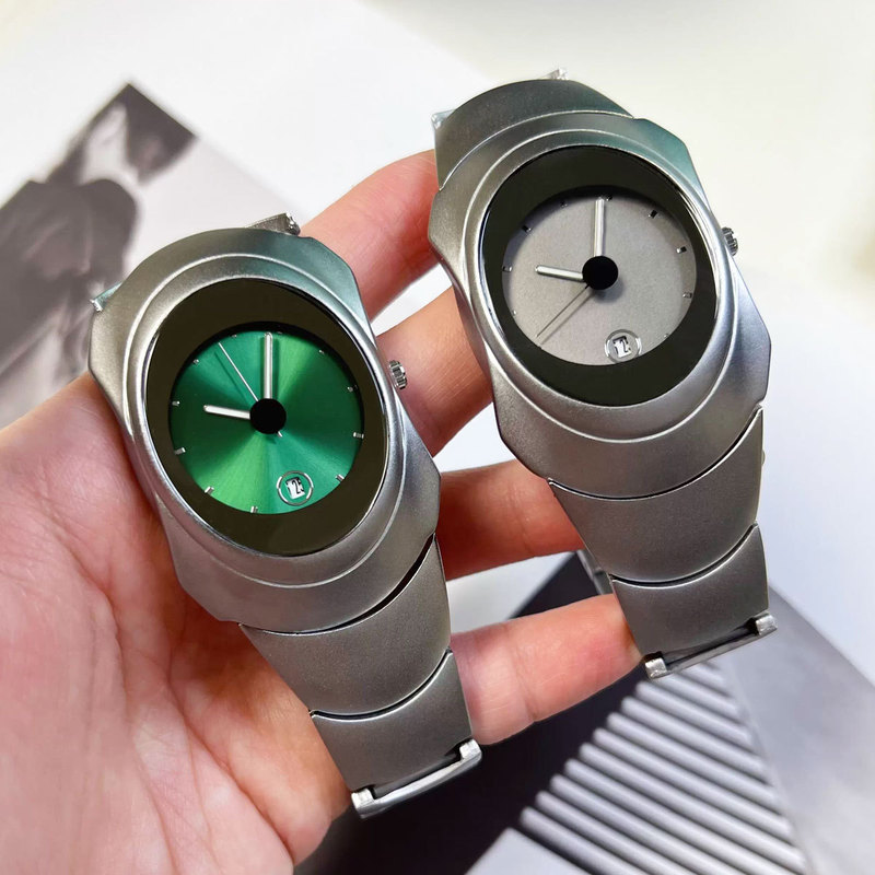 Millennium Y2K Special-Shaped Watch Men's European and American Medieval Men's Watch Fashion Ins Style Creative New Concept Quartz Watch