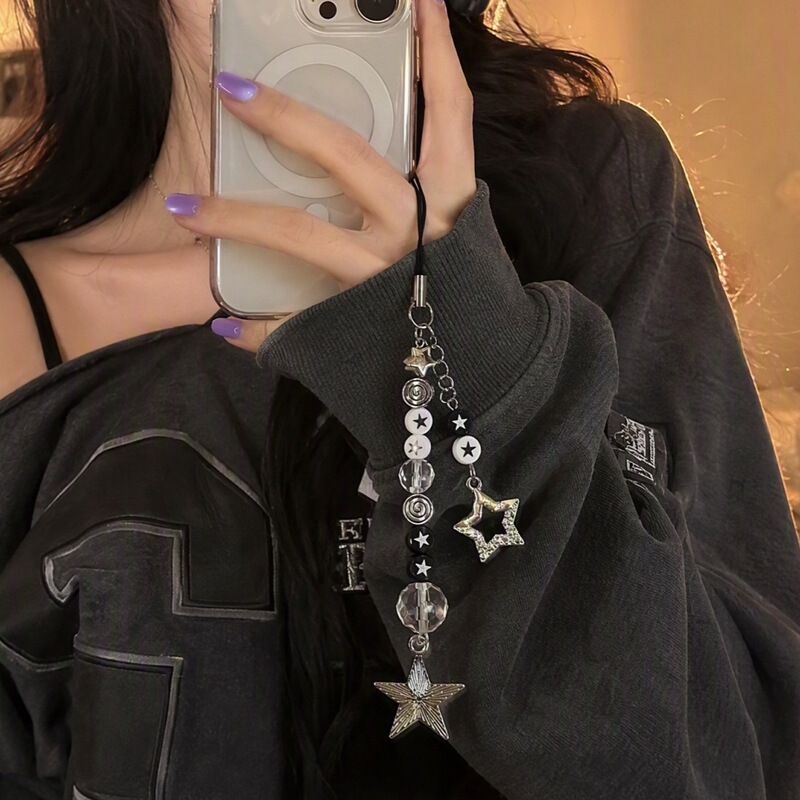 European and American sweet and cool millennium hot girl style Y2K five-pointed star beaded phone chain pendant bag accessory for women