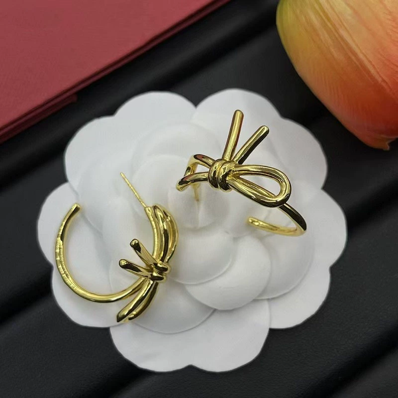 Серебряная игла с бантом, модные серьги из латуни с маленьким дизайном, 2024 год, европейский стиль