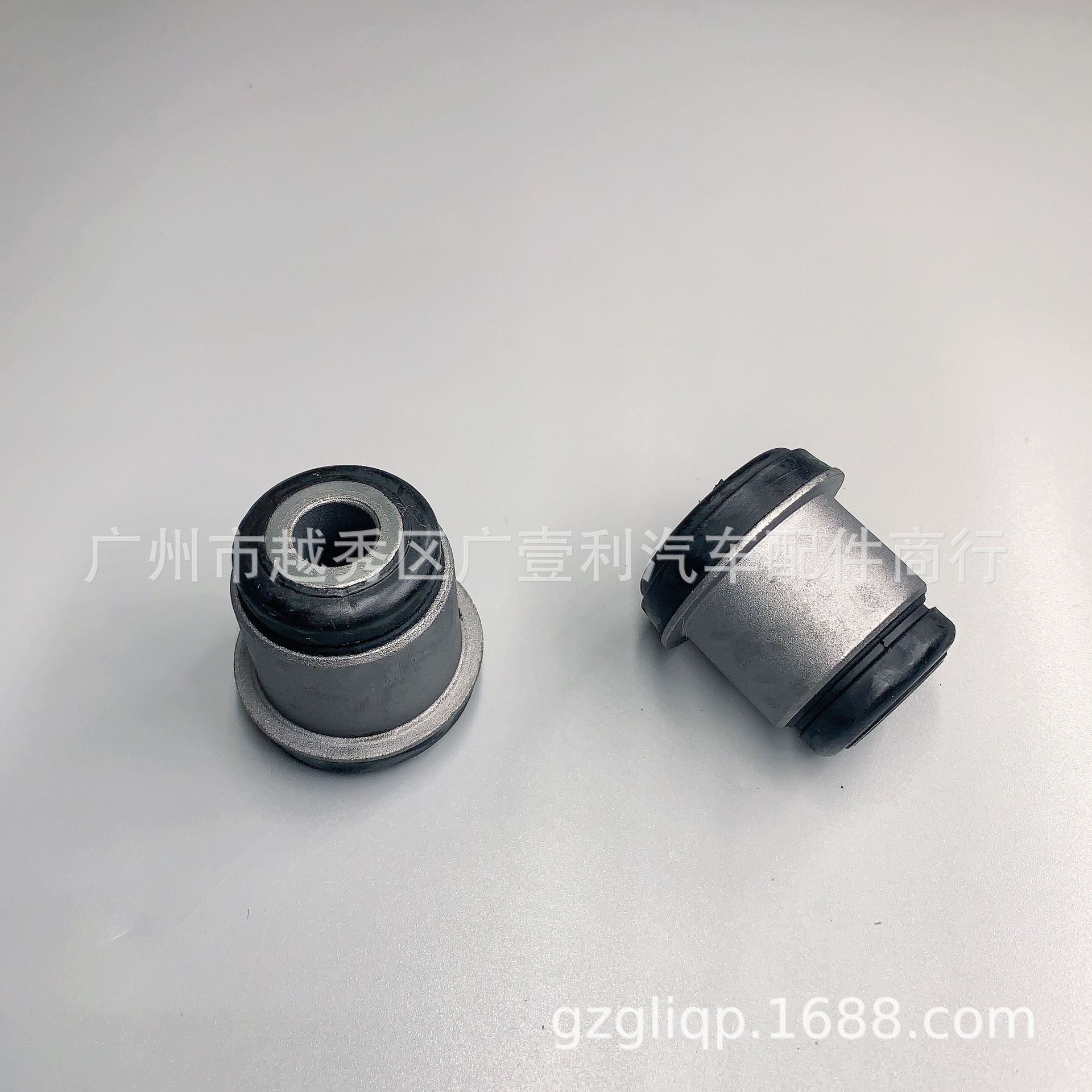 Applicable to MK335060 MK633970 Fusang CANTER upper suspension rubber sleeve