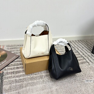 Co�¿�Hadley Hobo�˻@�Ӱ��μ�б�����������ˮͰ��