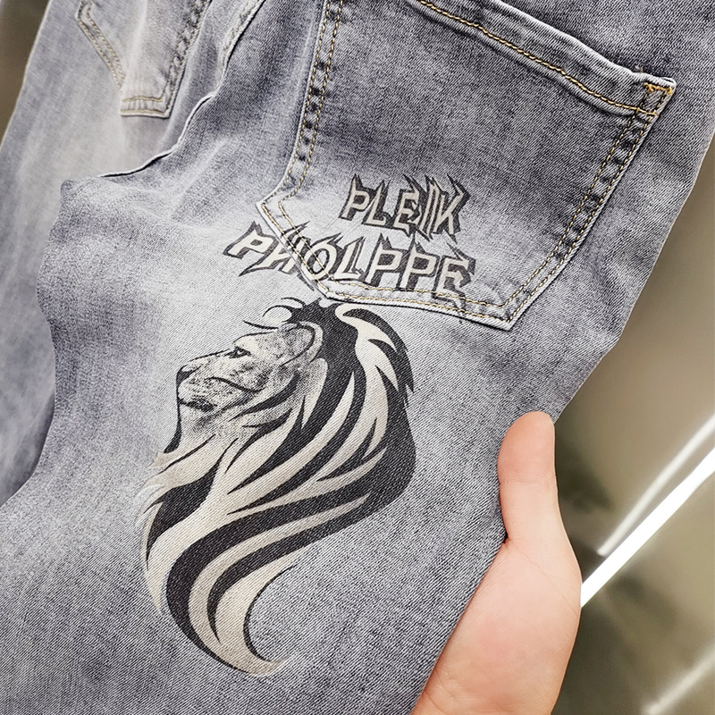Stylish Slim Fit Men's Jeans With Heavy Diamond Printing Design_voghion.com