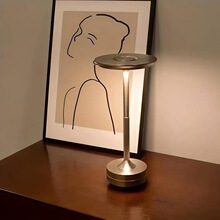 C 83132 LED Charging Metal Desk Lamp ����̨�� ŷ���羳