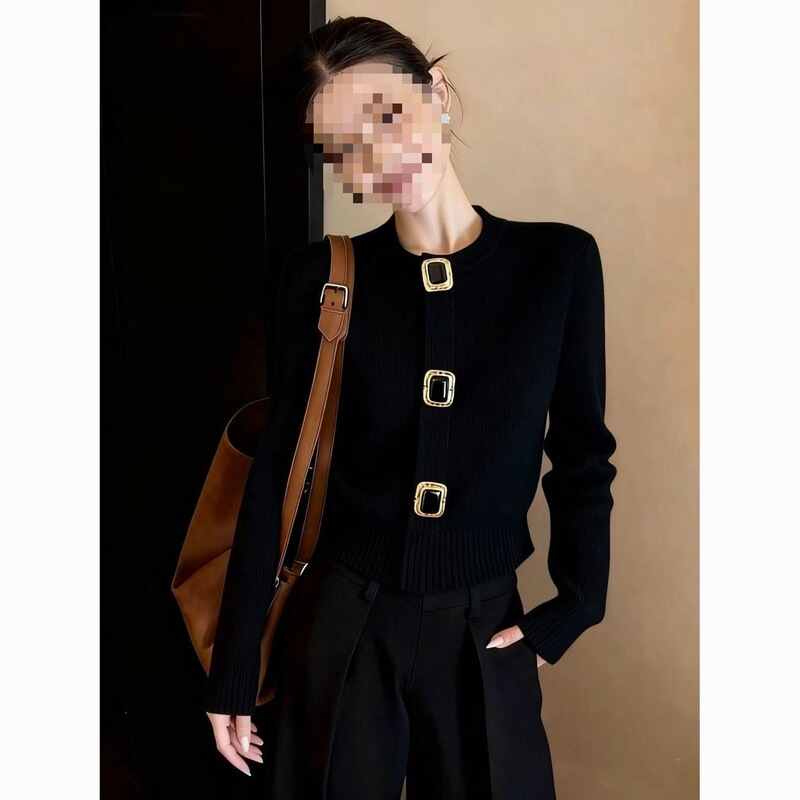 Exquisite High-End Knitted Cardigan 2026 New Red Model with a Socialite Vibe, Elegant Top for a Wealthy Lady, High-End Sweater Exquisite High-End Knitted Cardigan 2026 New Red Model with a Socialite Vibe, Elegant Top for a Wealthy Lady, High-End Sweater