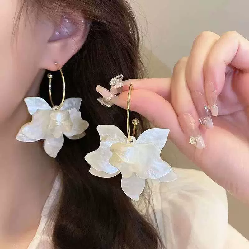 银针花朵法式复古亚克力花朵夸张耳环女气质小众设计百搭轻奢耳饰