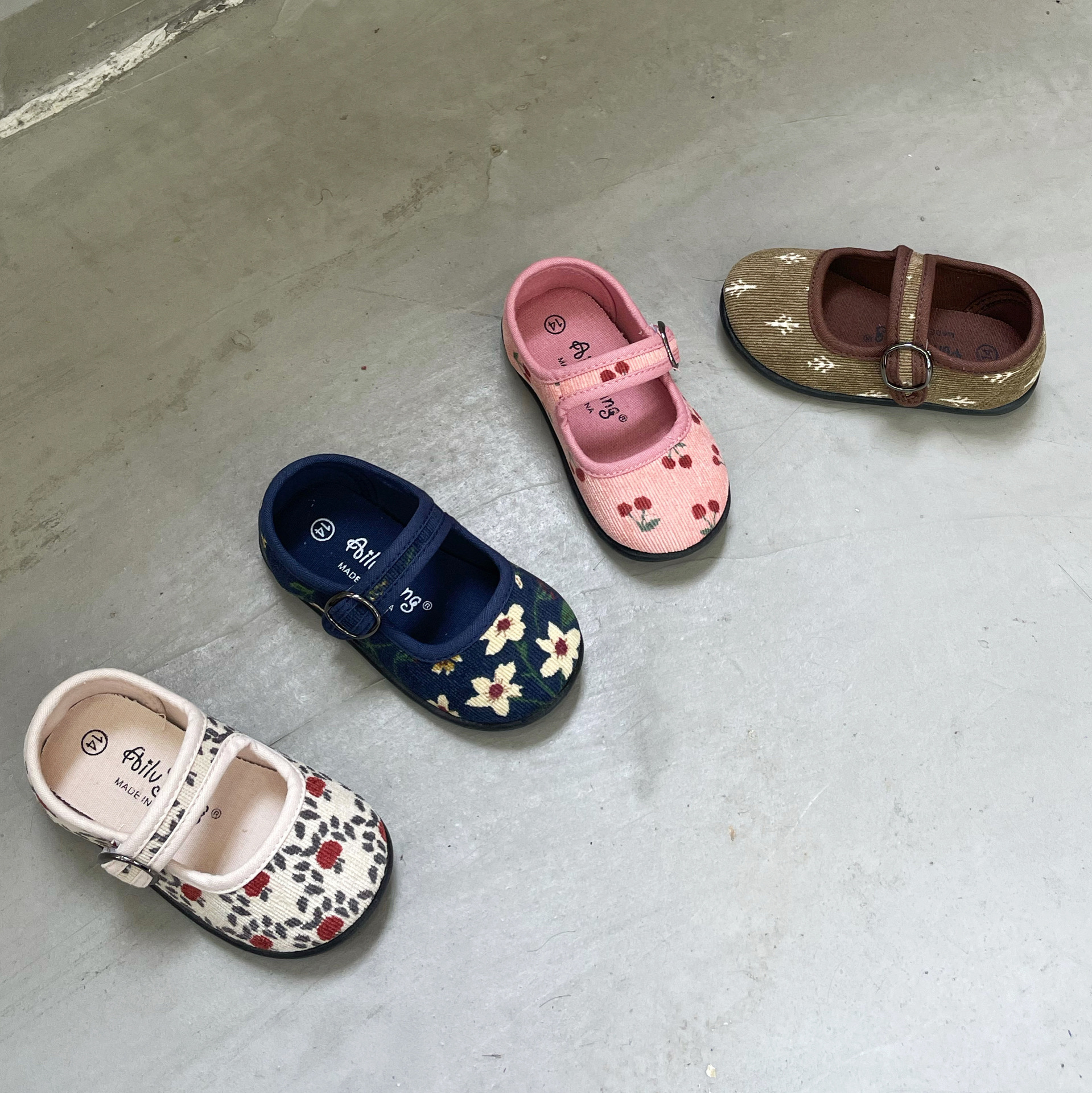 Title 9, Meisjes Sen Series bloemen klittenband retro st...