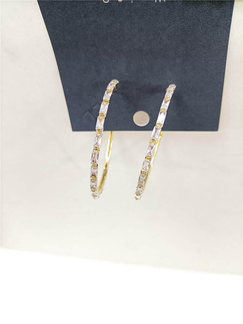 2110917 Korean Style Dongdaemun Temperamental Minority Personality All-match Metal Feeling Cold Wind Micro Inlaid Zircon Ear Ring display picture 8