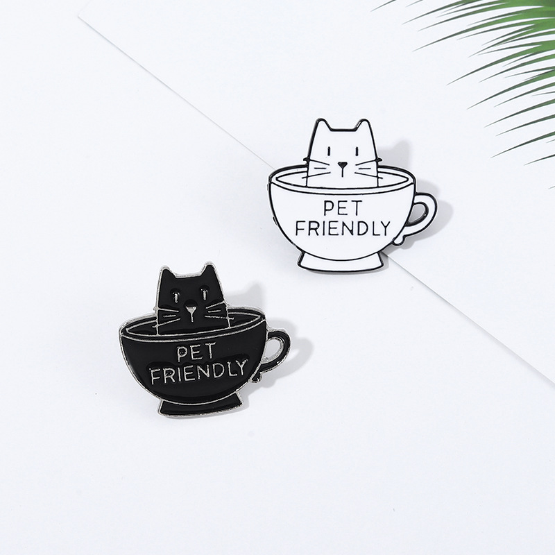 7g Weight Brooches Classification Casual, Daily Occasion Alloy Material Cat Pattern All Seasons Season Unisex Gender Stoving Varnish Design Cute Style Cute Pin Cat Alloy Stoving Varnish Unisex Brooches 5