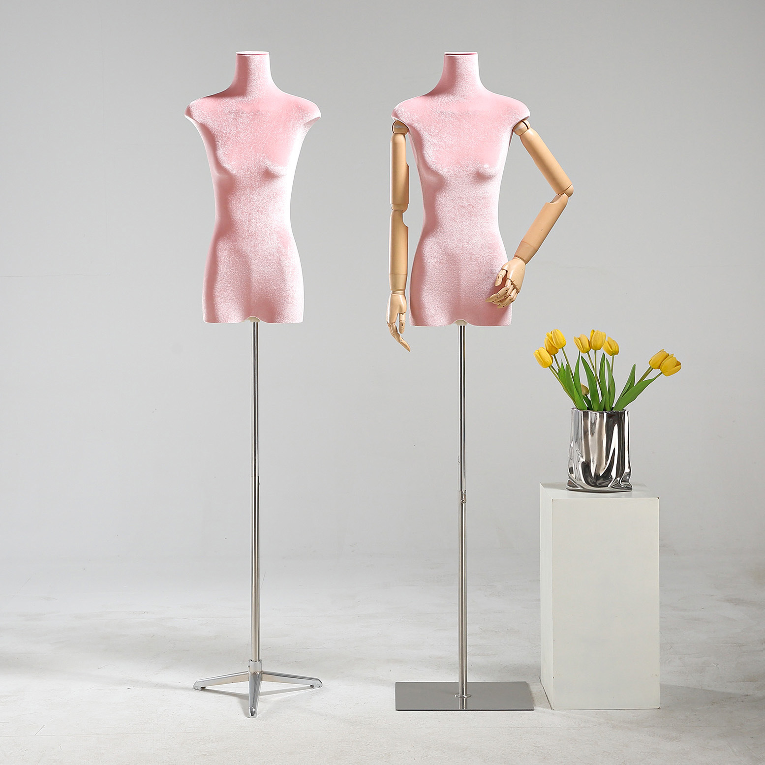 Modelo de tienda de ropa estante de exhibición de terciopelo pecho plano cuerpo plano ropa de mujer modelo de busto accesorios ventana estante modelo de plataforma image 4