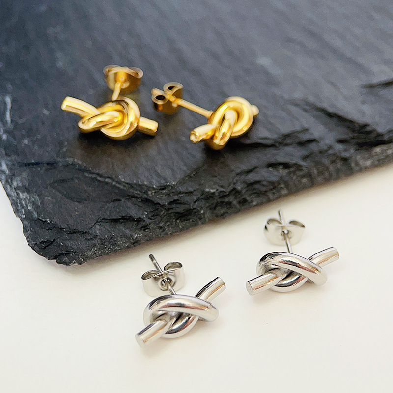 1 Pair Quantity Daily Occasion 1 Pair Simple Style Knot Plating Titanium Steel Ear Studs